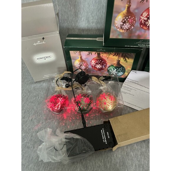 NEW Hallmark 9 Illuminations Snowflake Snowballs Strings Ornament & Power Box - Picture 4 of 16